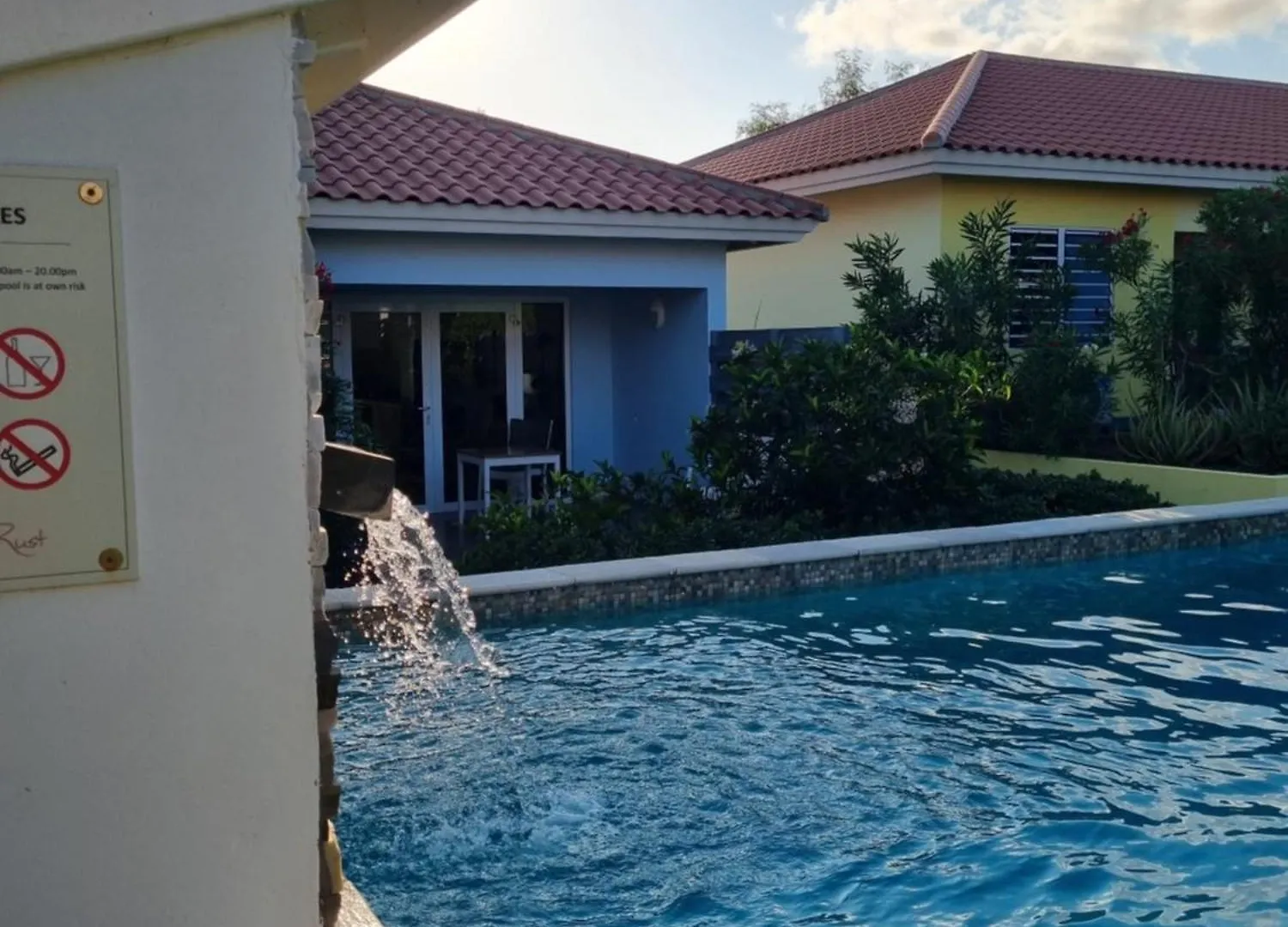 Blije Rust Apartment Blue Bay