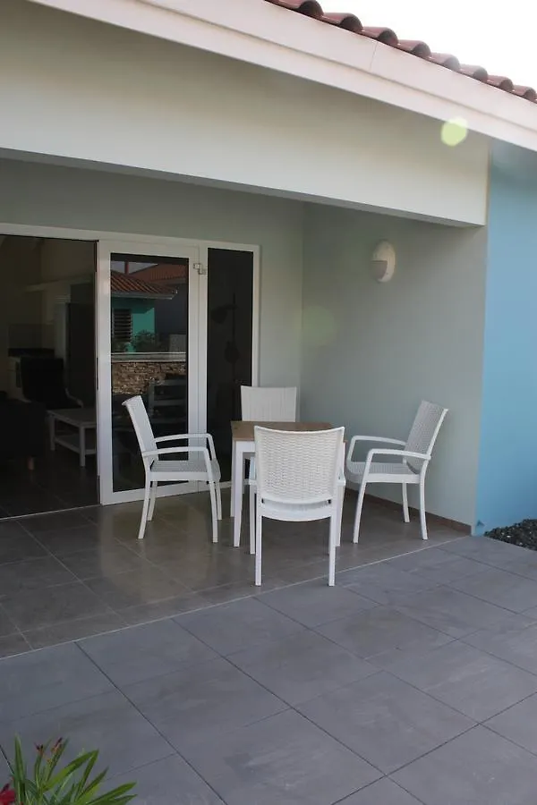 Blije Rust Apartment Blue Bay